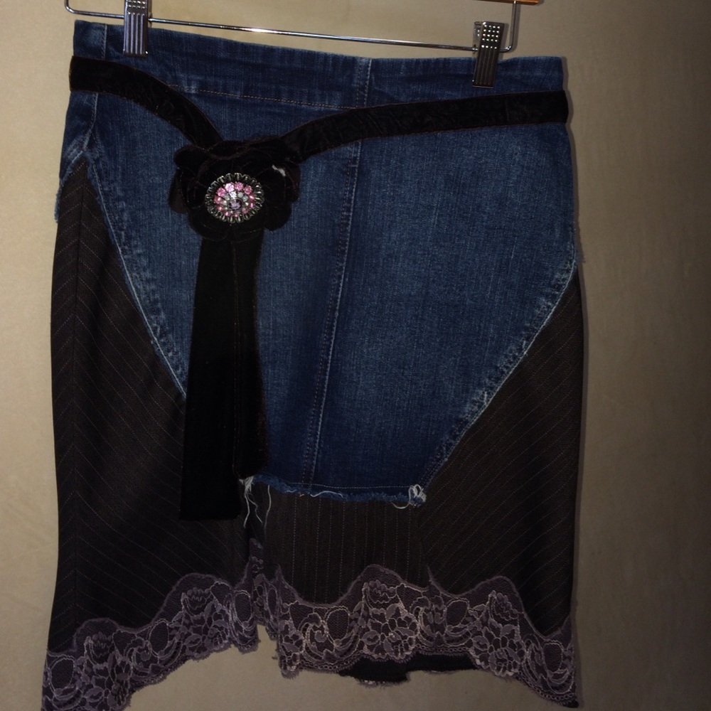 Amnesia original Paris denim skirt size 4/38